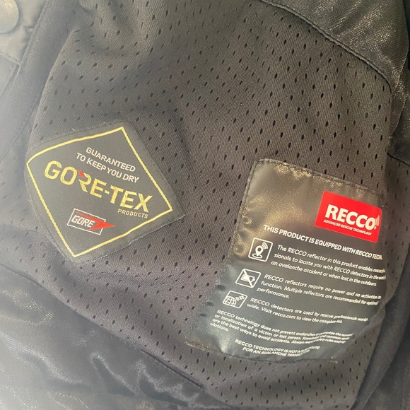 Volcom 3D stretch Gor-Tex Snow Jacket - Picture 7 of 7